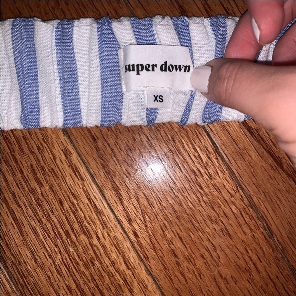 Superdown Maxine Ruffle Top - Picture 4 of 6